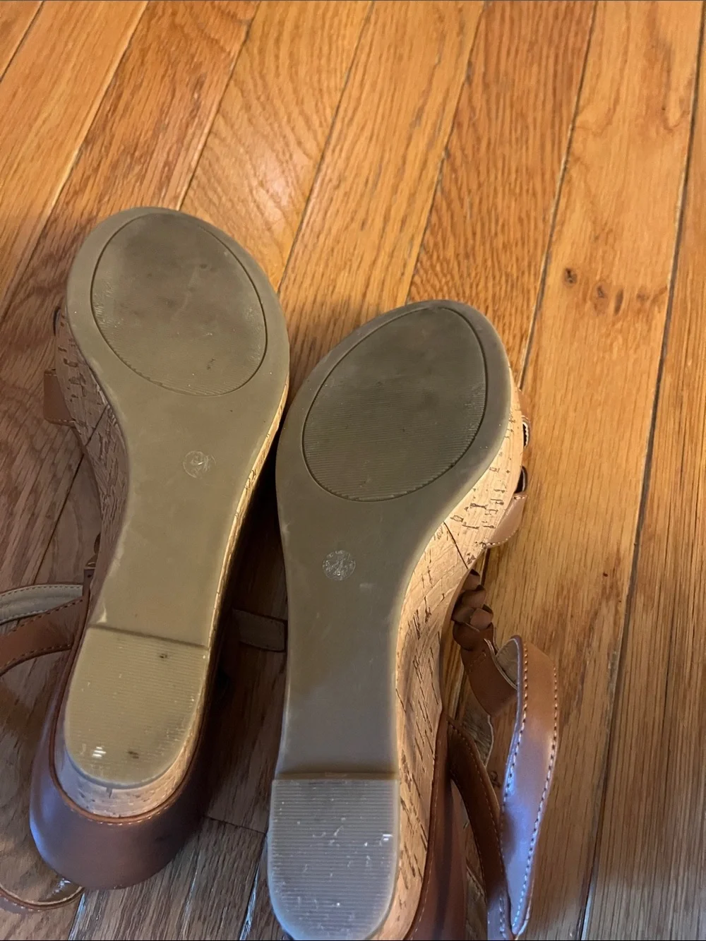 Liz Claiborne Tan Braided T‑Strap Wedge Sandals